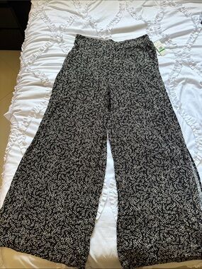 Jessica Simpson Black & Beige Wide-Leg Printed Palazzo Pants